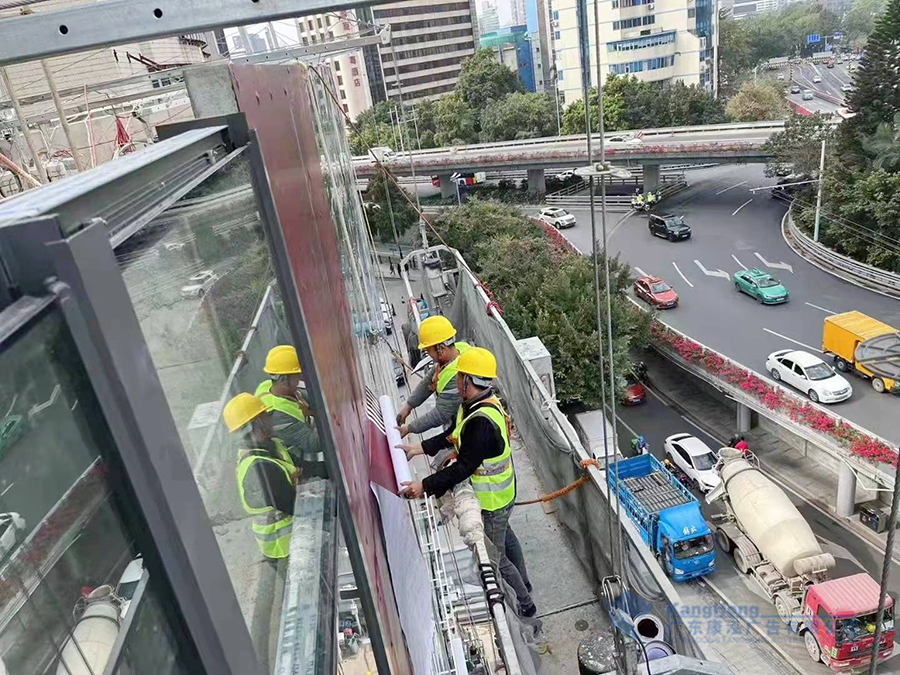 環東廣場大(dà)型樓體(tǐ)發光字制作安裝項目